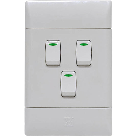 SUL124 3Lever 2Way 16A Light Switches Ultra Range 2X4