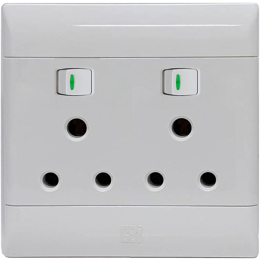 SUP675 16A 4x4 Double Switched Socket Outlet Standard